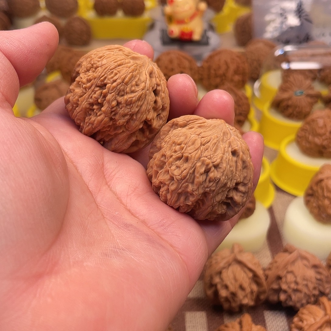 吊坠文玩核桃秀球核桃