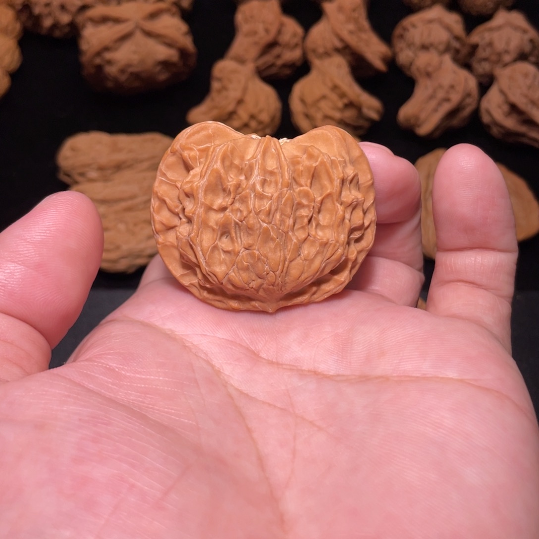 萱***萱吊坠文玩核桃文玩核桃