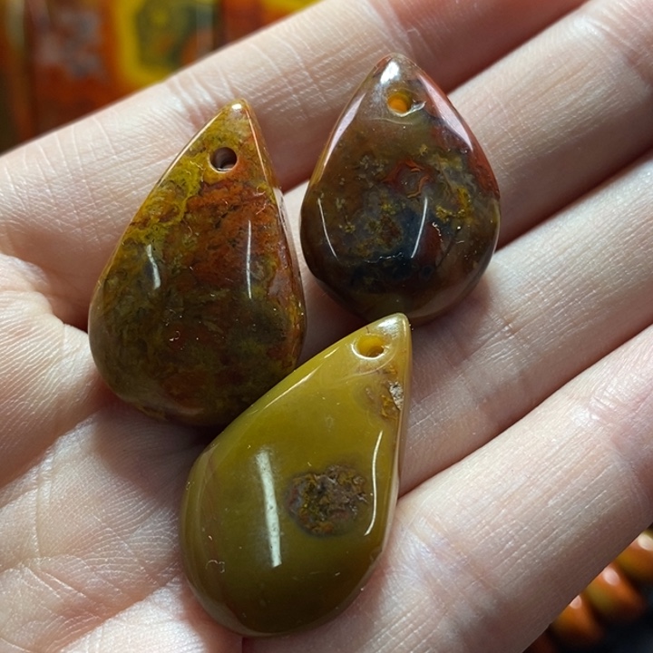 玛瑙/玉髓吊坠未镶嵌