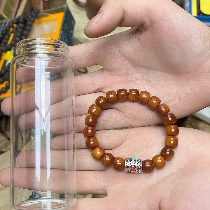 大叶紫檀（黑酸枝木类）