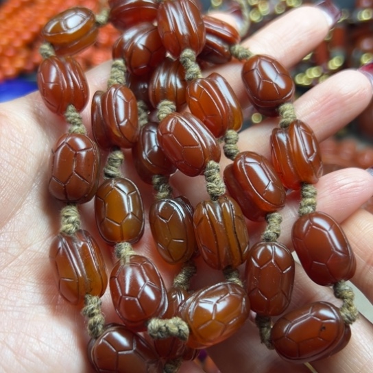 玛瑙/玉髓颈饰未镶嵌