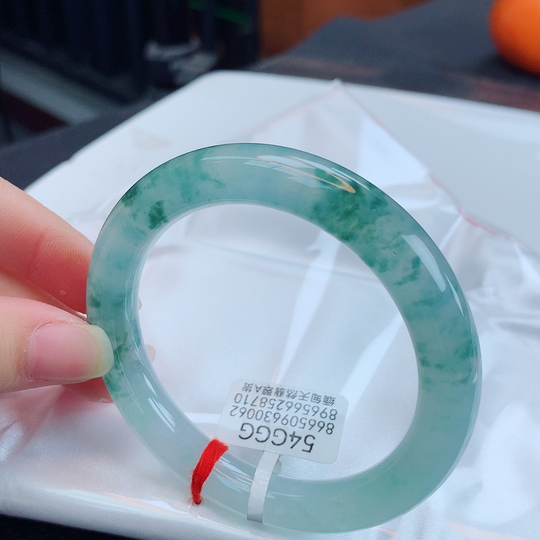 翡翠手镯未镶嵌缅甸天然翡翠a货