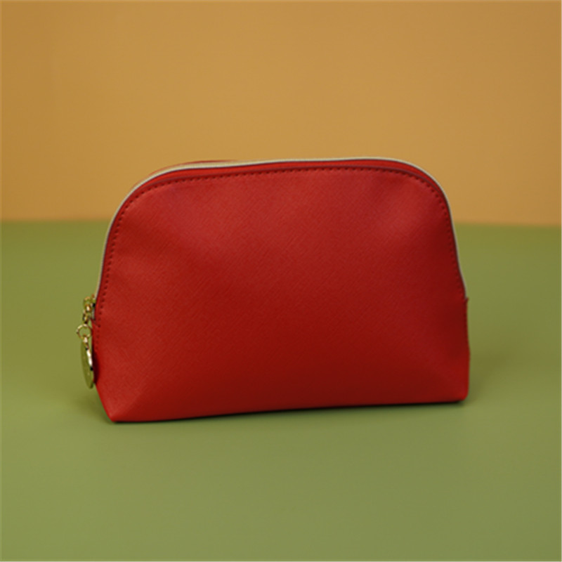 ly834 雅红色贝壳型化妆包 便携简约收纳包 女士手拿包包