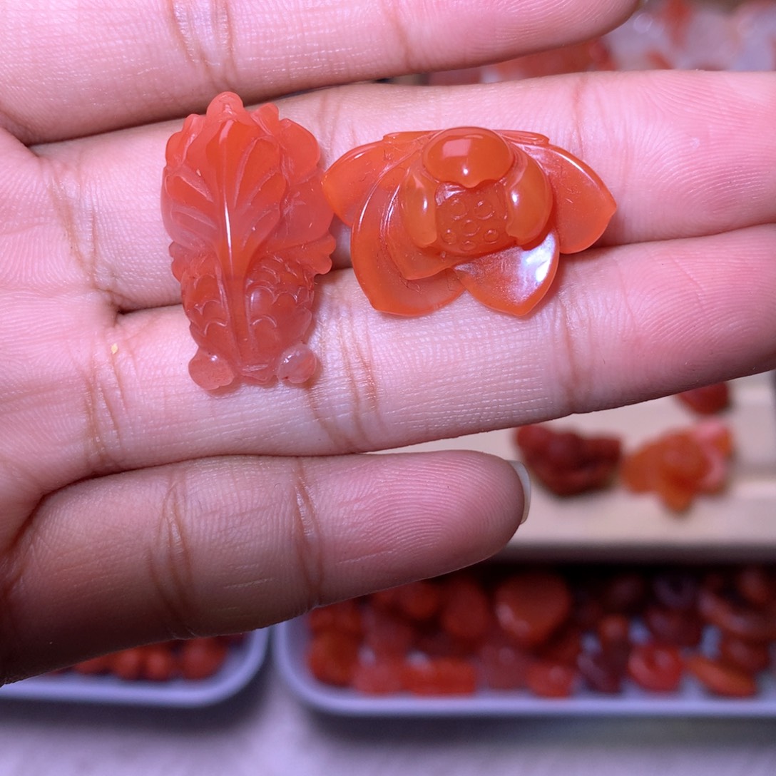 开***宝南红玛瑙 未镶嵌53