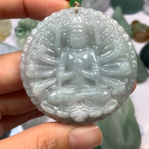翡翠颈饰未镶嵌翡翠
