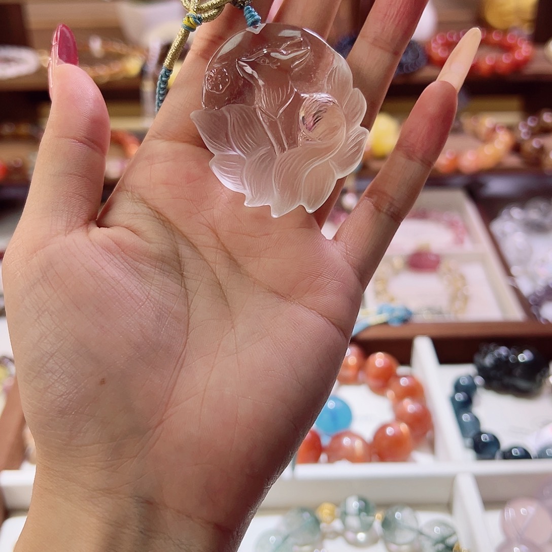 非金属全净狐狸吊坠