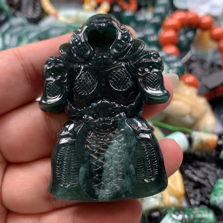 翡翠颈饰未镶嵌保真天然A货翡翠