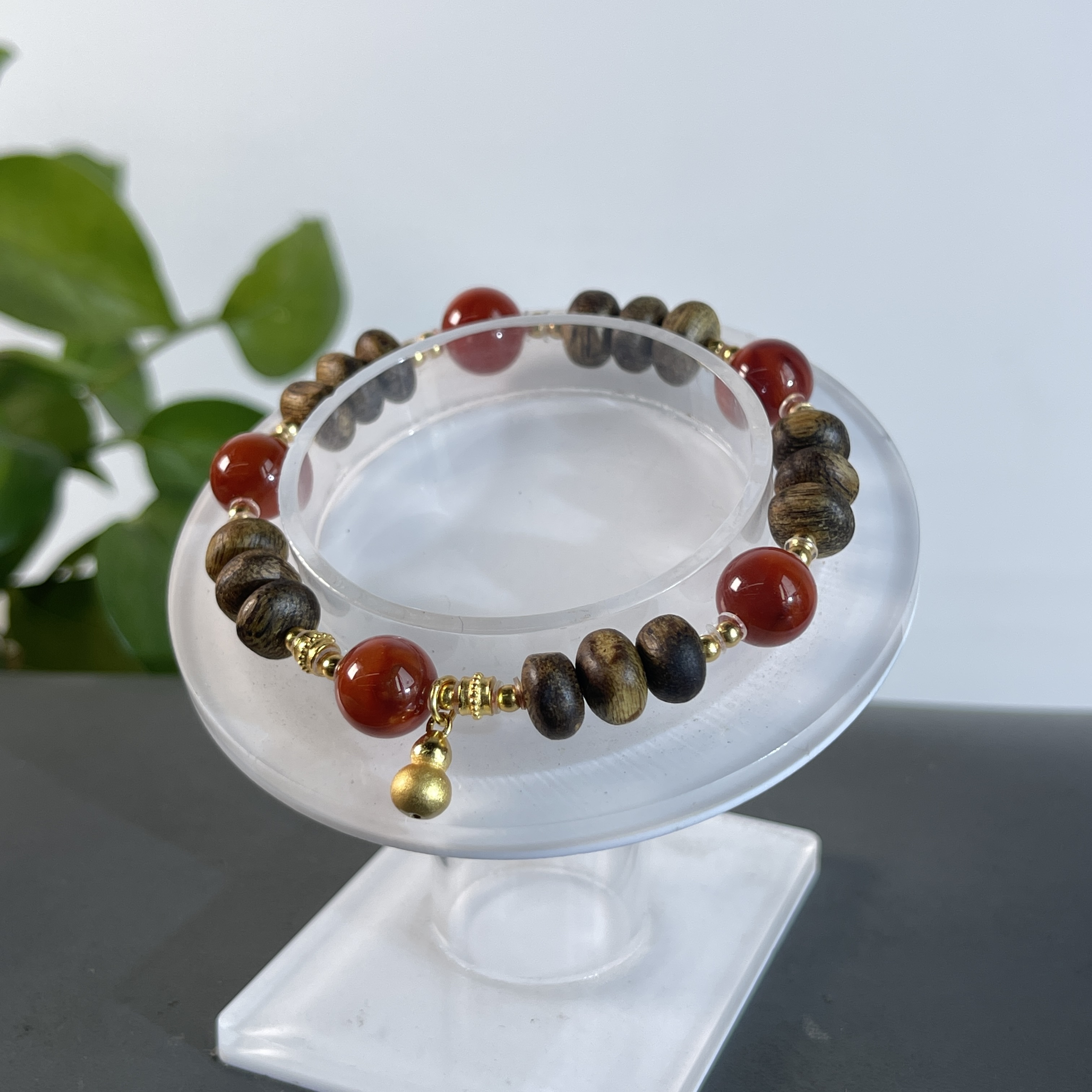 JXB21-77  南红-手串（含配饰）