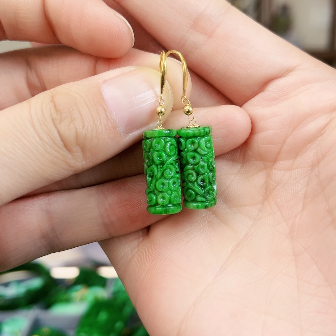 翡翠耳饰18K金镶嵌耳饰