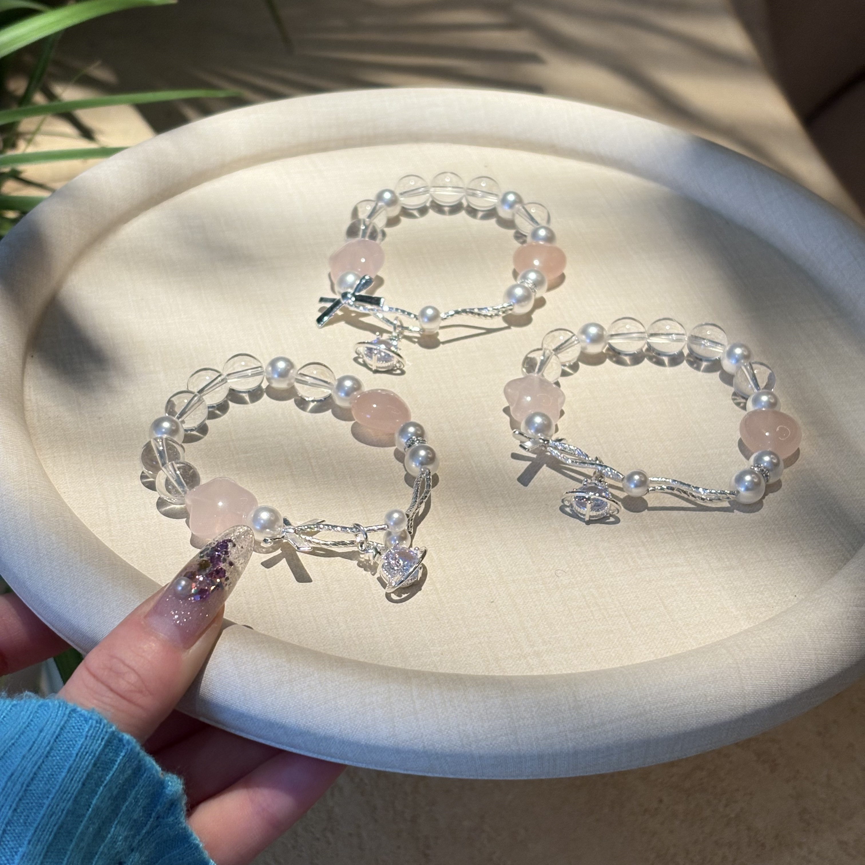 【恋爱频率】白水晶粉水星星单圈设计款手串 珠宝多样性