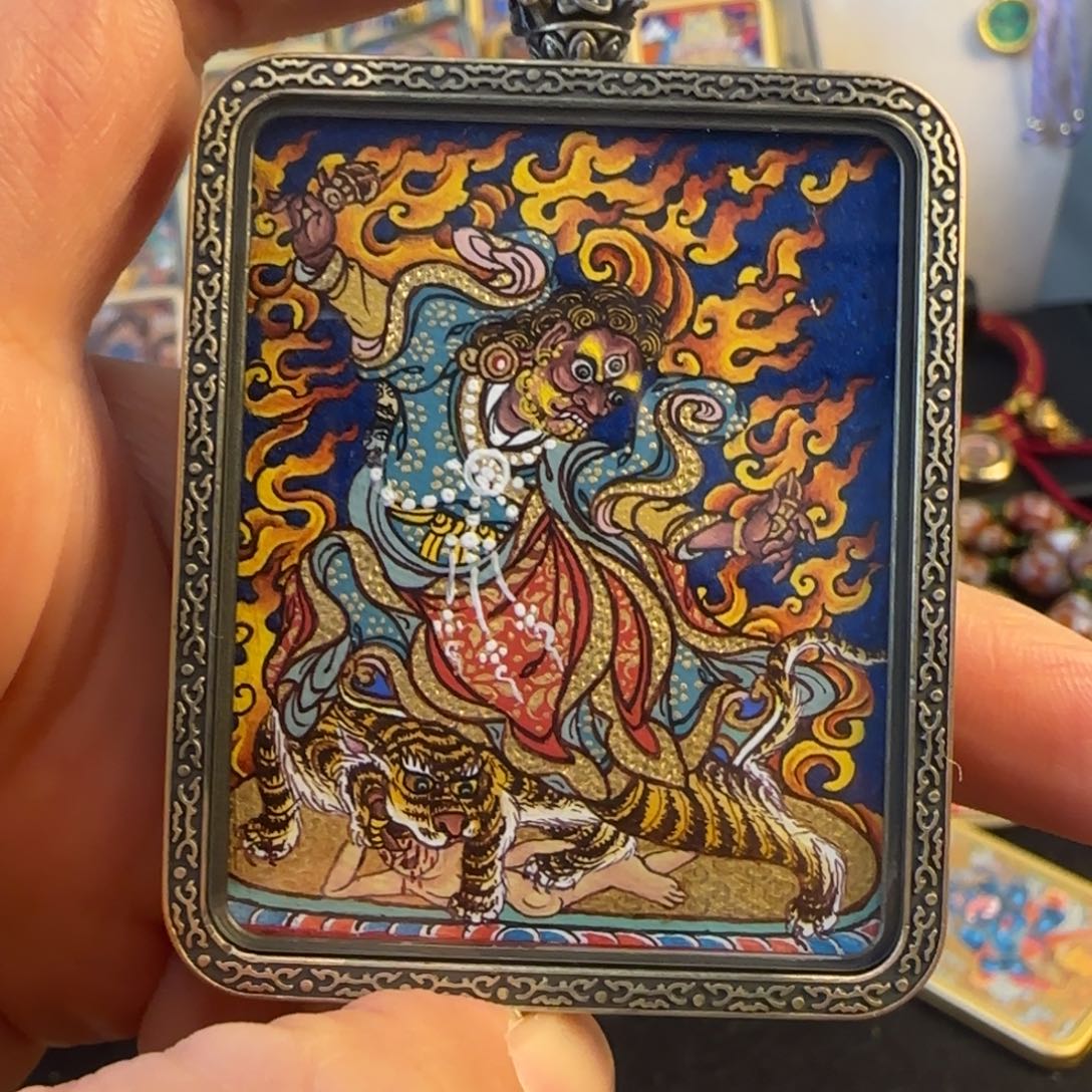 吊坠莲花生大师热贡唐卡