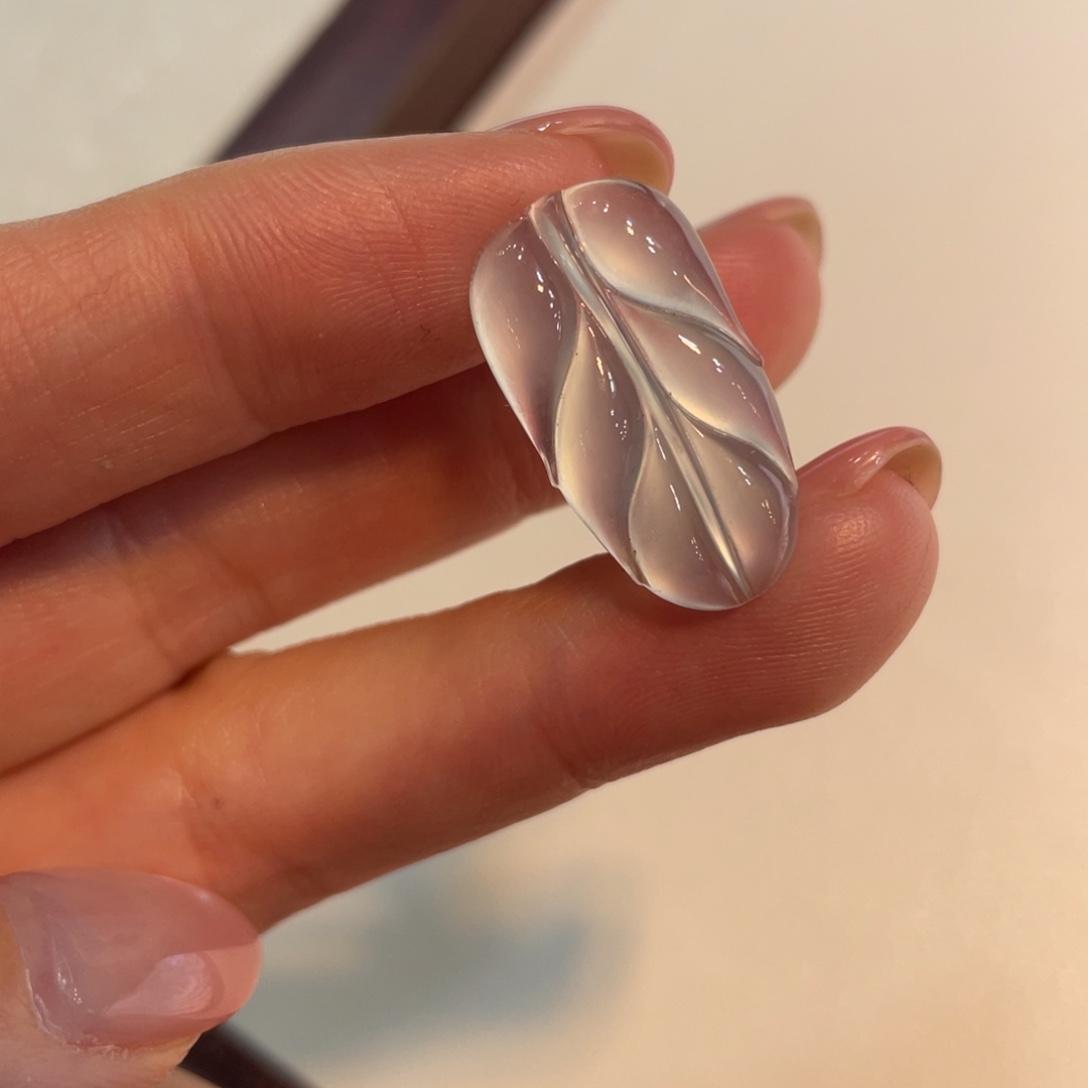 颈饰未镶嵌翡翠叶子