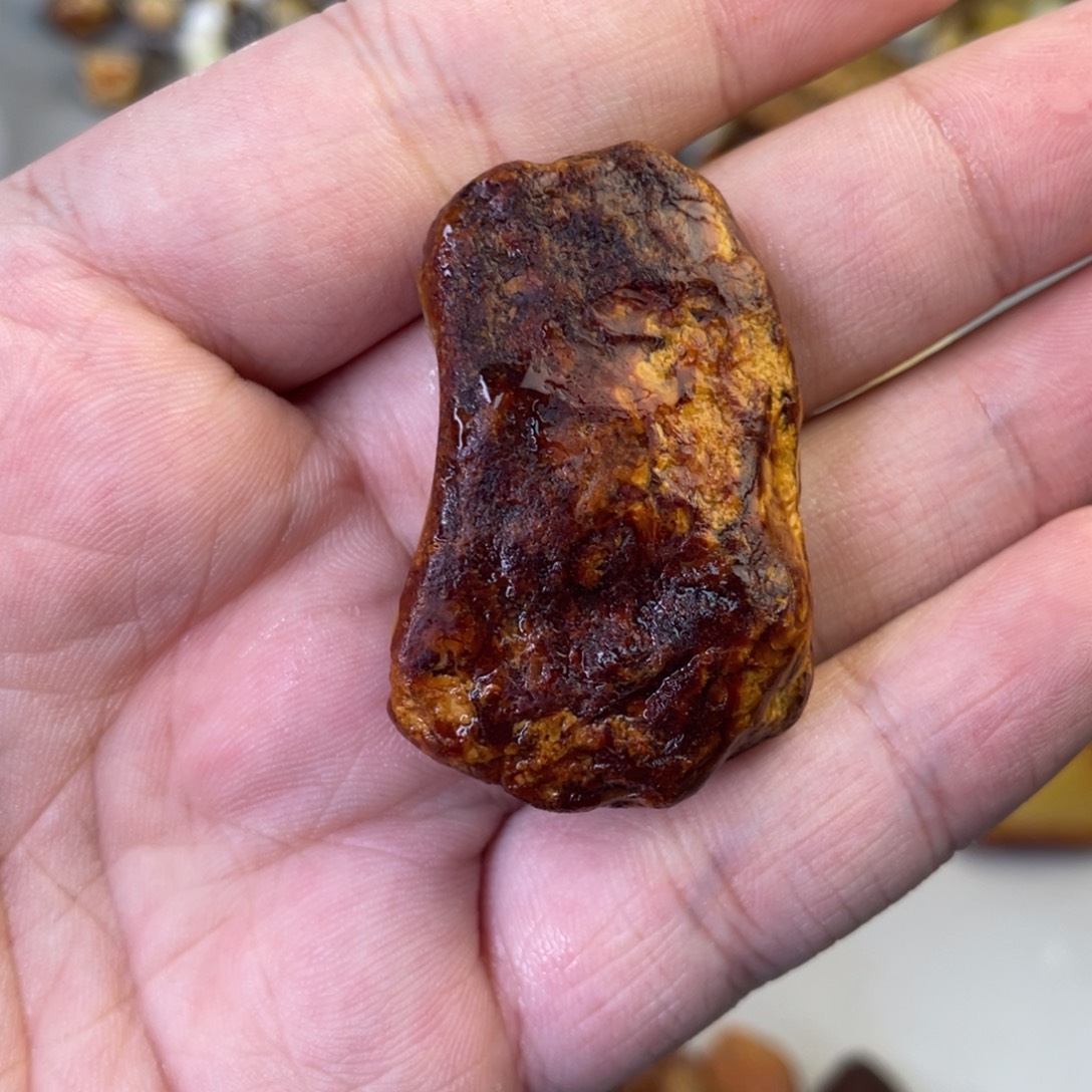 定制琥珀天然琥珀