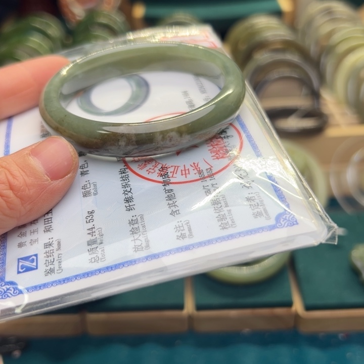 和田玉手镯未镶嵌58圈围10139