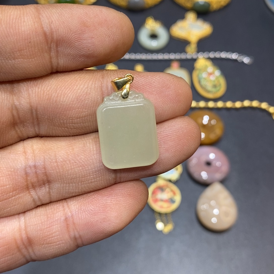 和田玉颈饰银S925镀金镶嵌