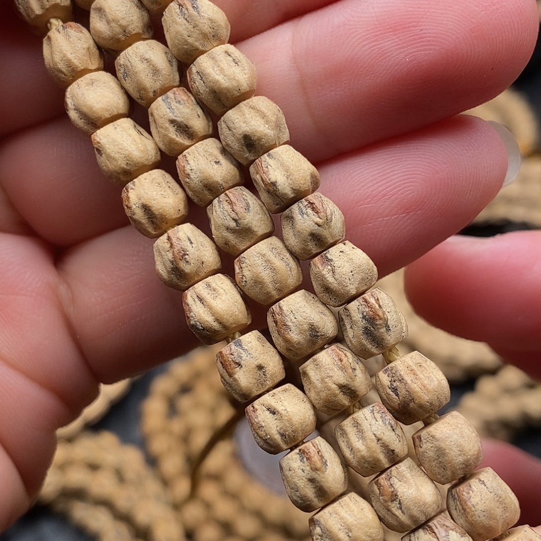 柏香籽/百香籽手串