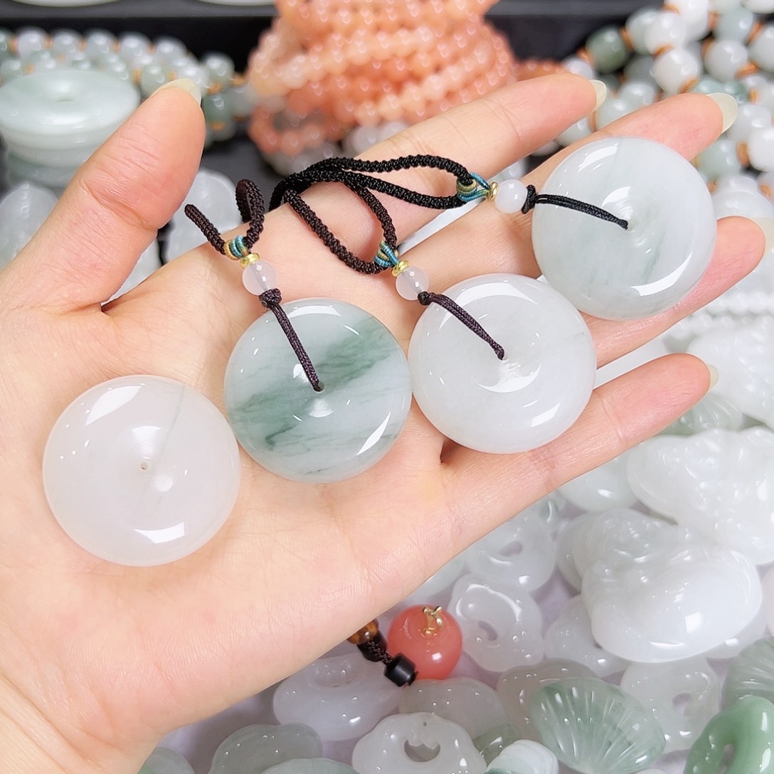 石英质玉未镶嵌颈饰平安扣35mm左右直径多样性发其一