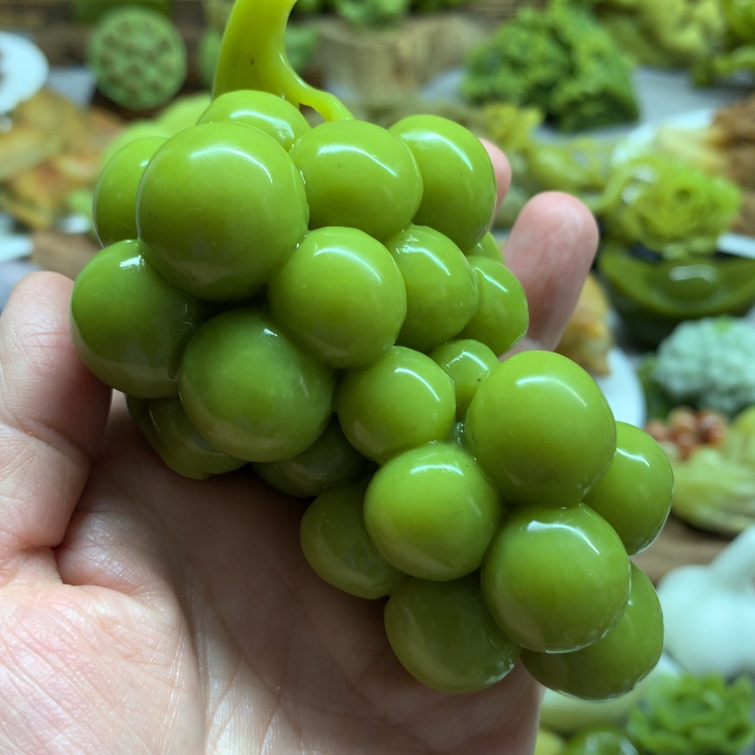 蛇纹石玉手把件未镶嵌