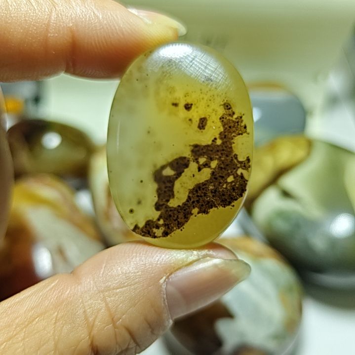 玛瑙/玉髓未镶嵌珠宝奇石