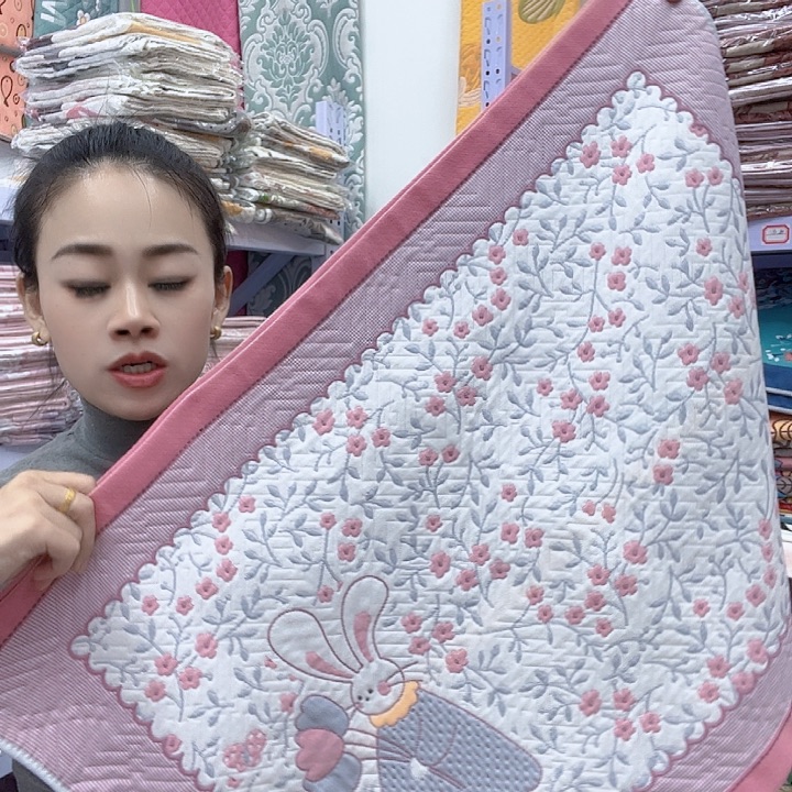 棉粉色小花兔纯棉