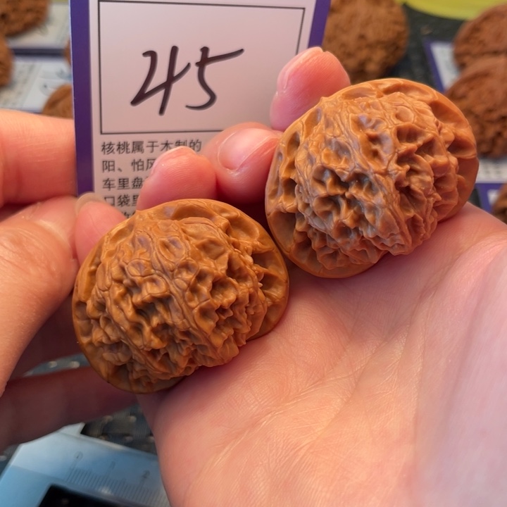 把件文玩核桃41宫灯45