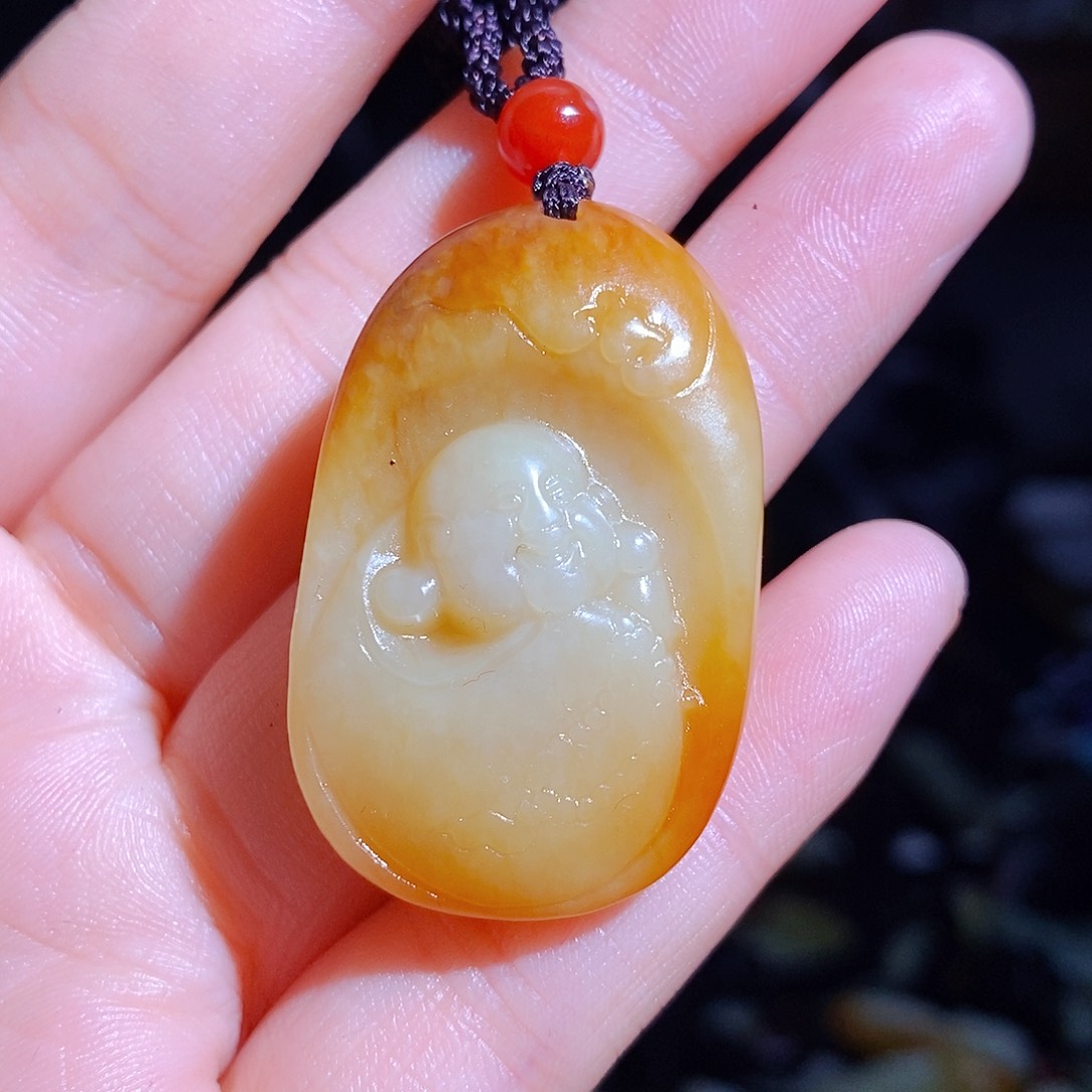 和田玉颈饰未镶嵌