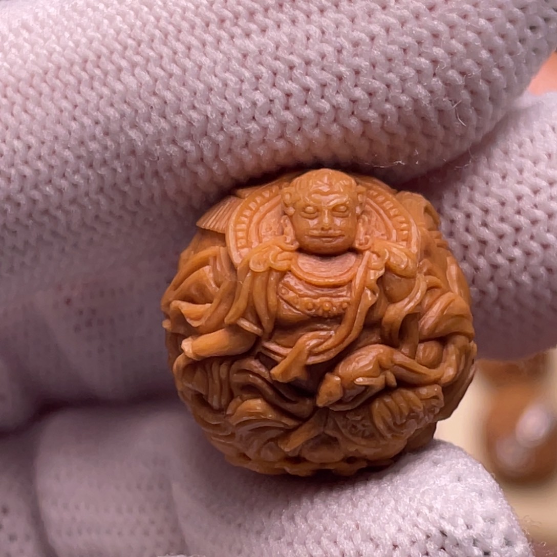 猴头核桃吊坠顶工财神如来19左右 反油福利介意勿拍！