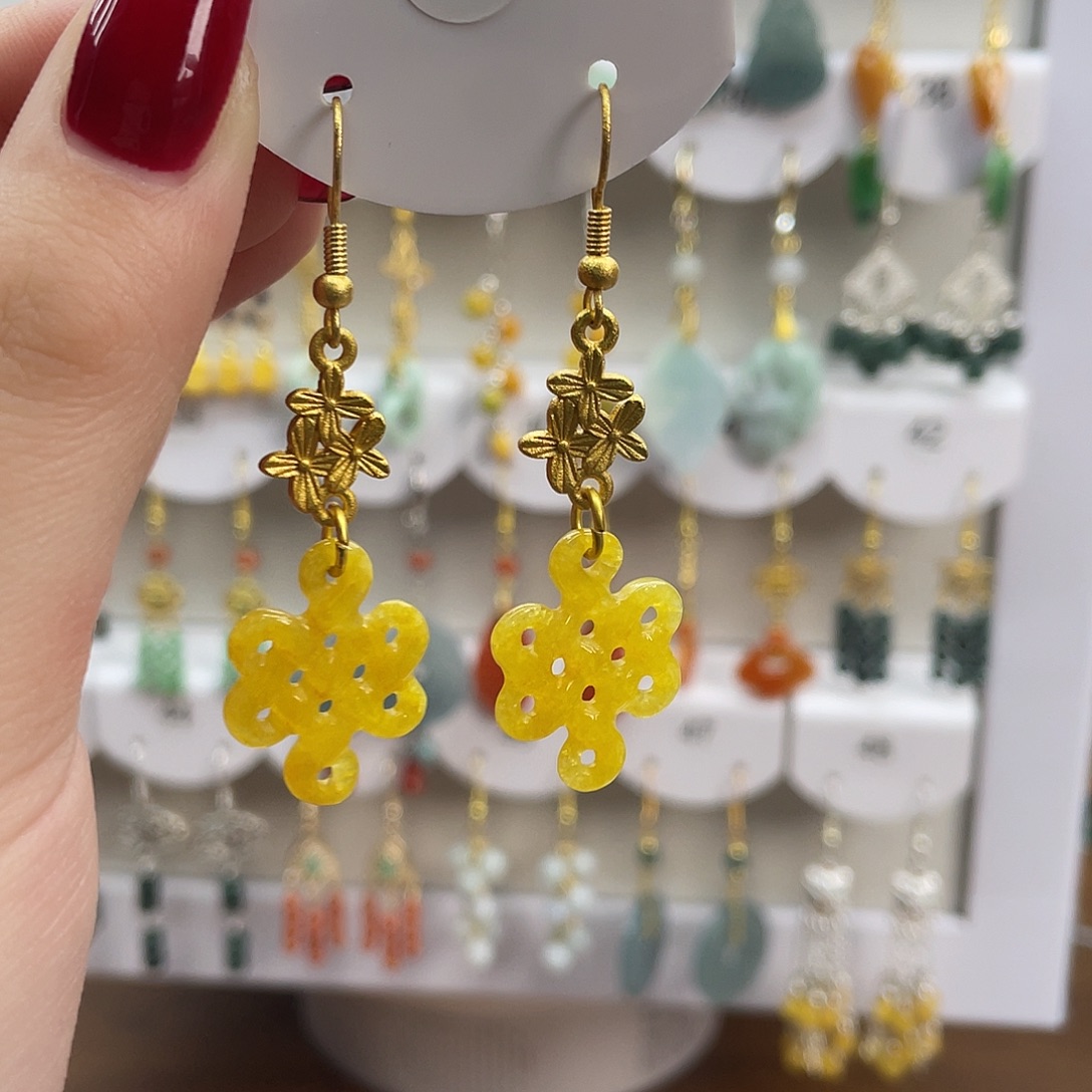 翡翠未镶嵌耳饰60