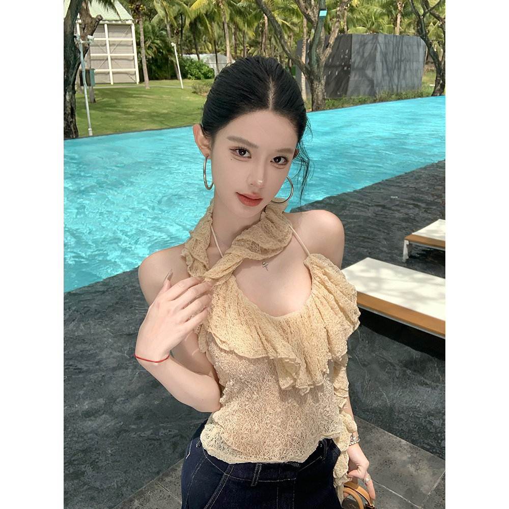 cchun纯子 春夏重工款小众设计感蕾丝花边拼接挂脖上衣