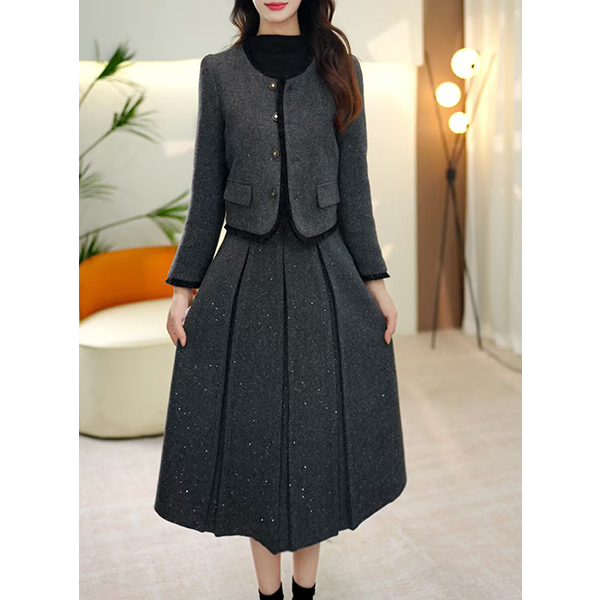 L5889 【退换货运费补贴8元】时尚显瘦洋气上衣休闲气高级感连衣裙