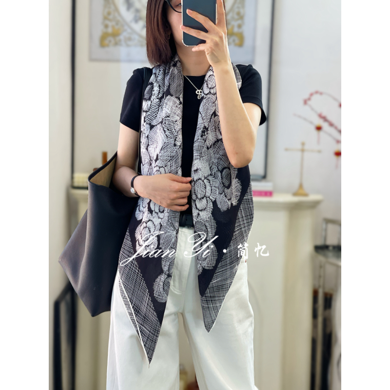 新加密西丽纱【迷雾山茶】推荐大牌JI简！真丝丝巾女大方巾105cm
