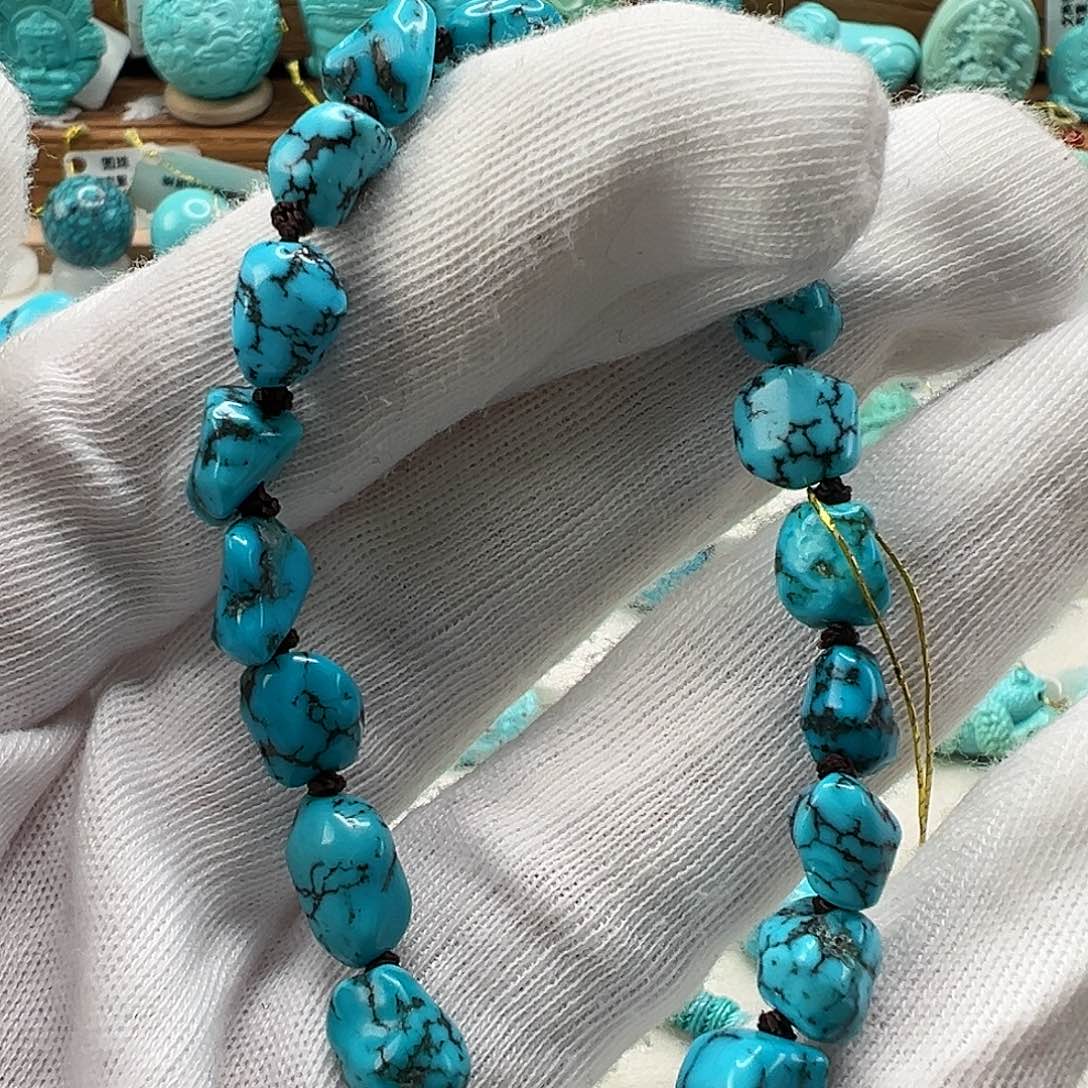 绿松石随形未镶嵌