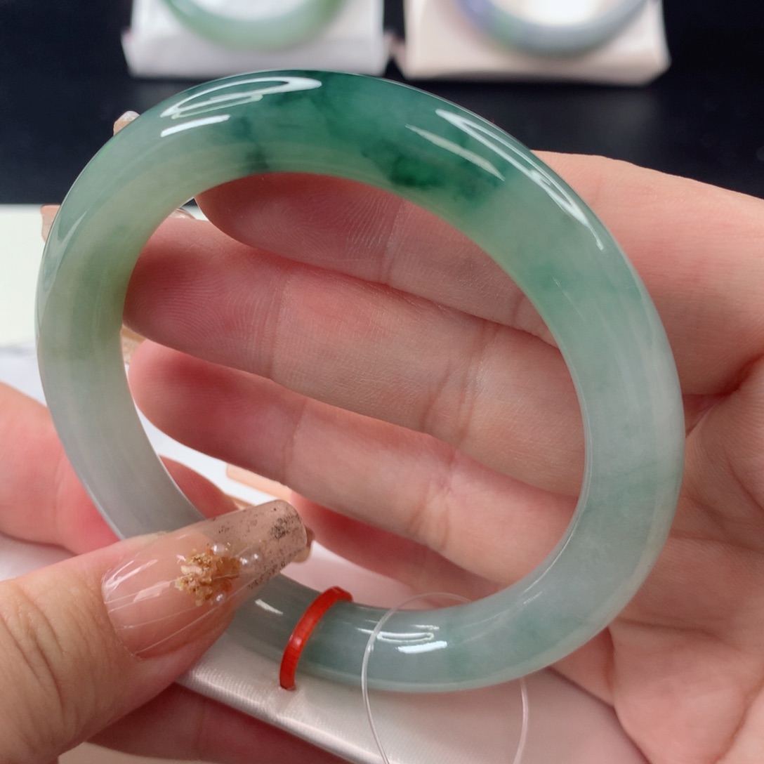 翡翠手镯未镶嵌54.1圈口