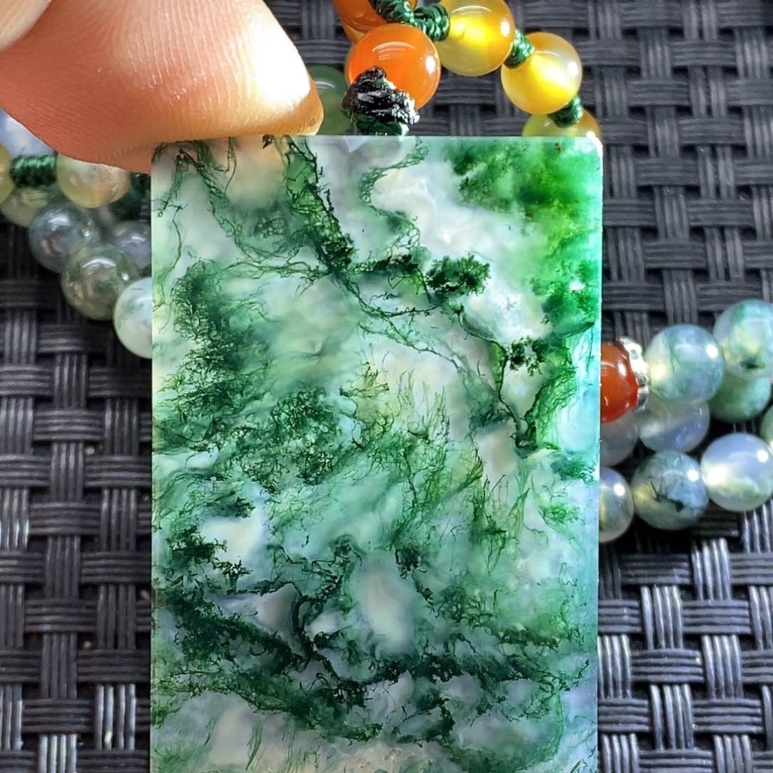 未镶嵌颈饰玛瑙/玉髓Y****友