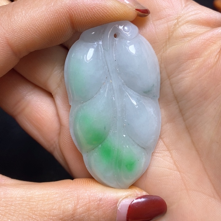 白玉菩提吊坠摆件