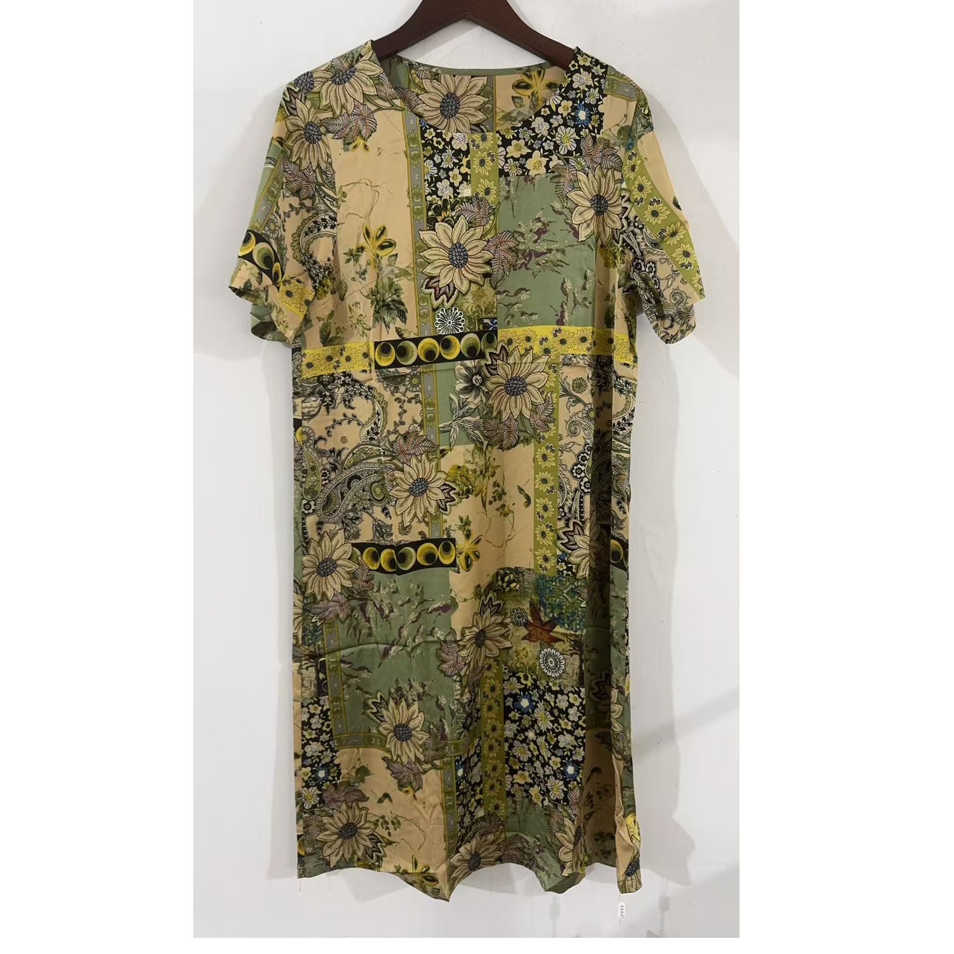 7-758-35新款时尚休闲连衣裙