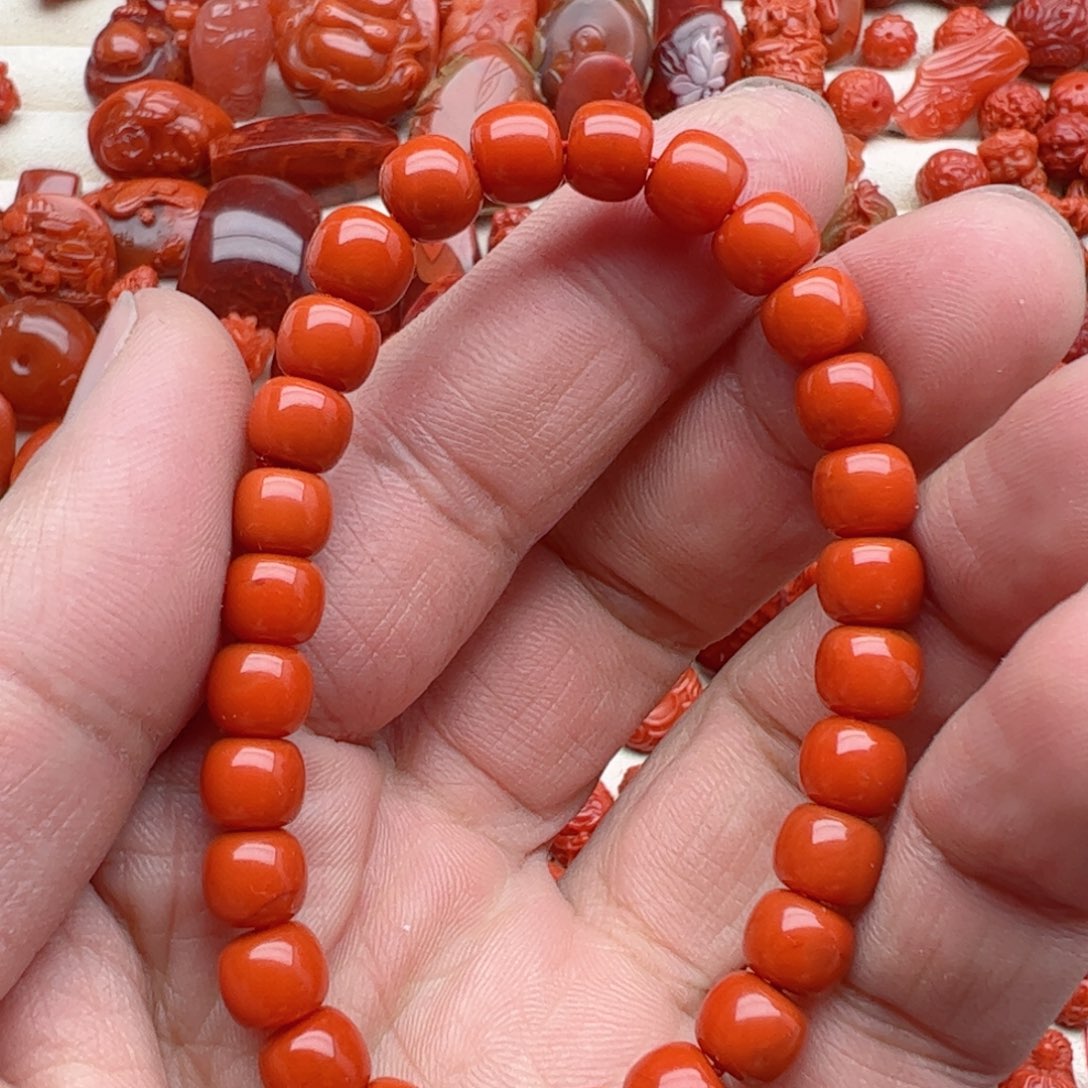 南红玛瑙配饰未镶嵌