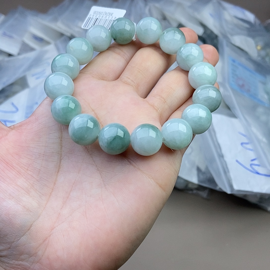 定制翡翠未镶嵌翡翠翡翠