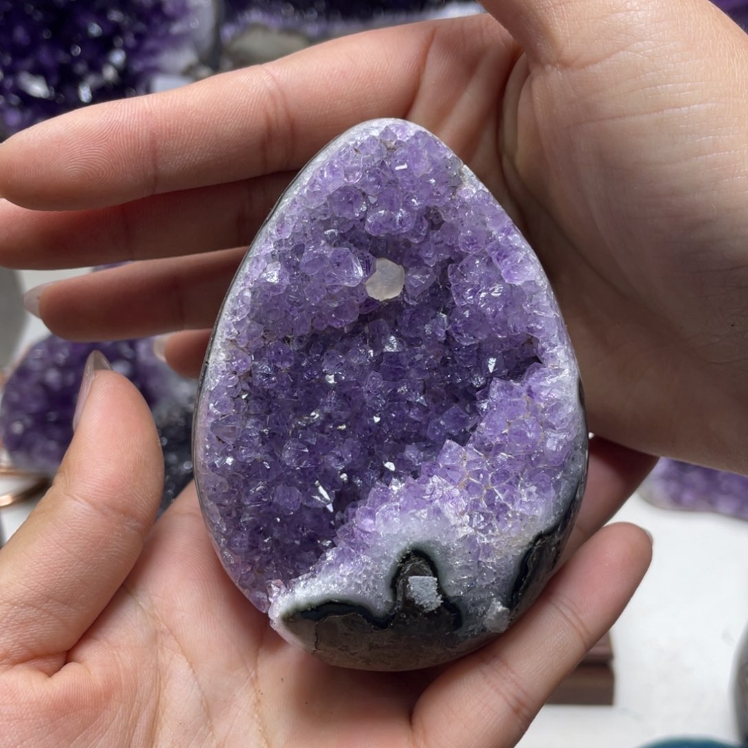 紫晶大型摆件（非配饰）未镶嵌