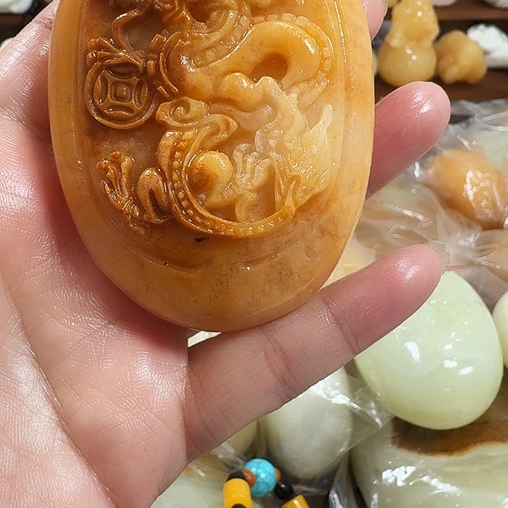 谁***仙砖雕石头手把件不退不换