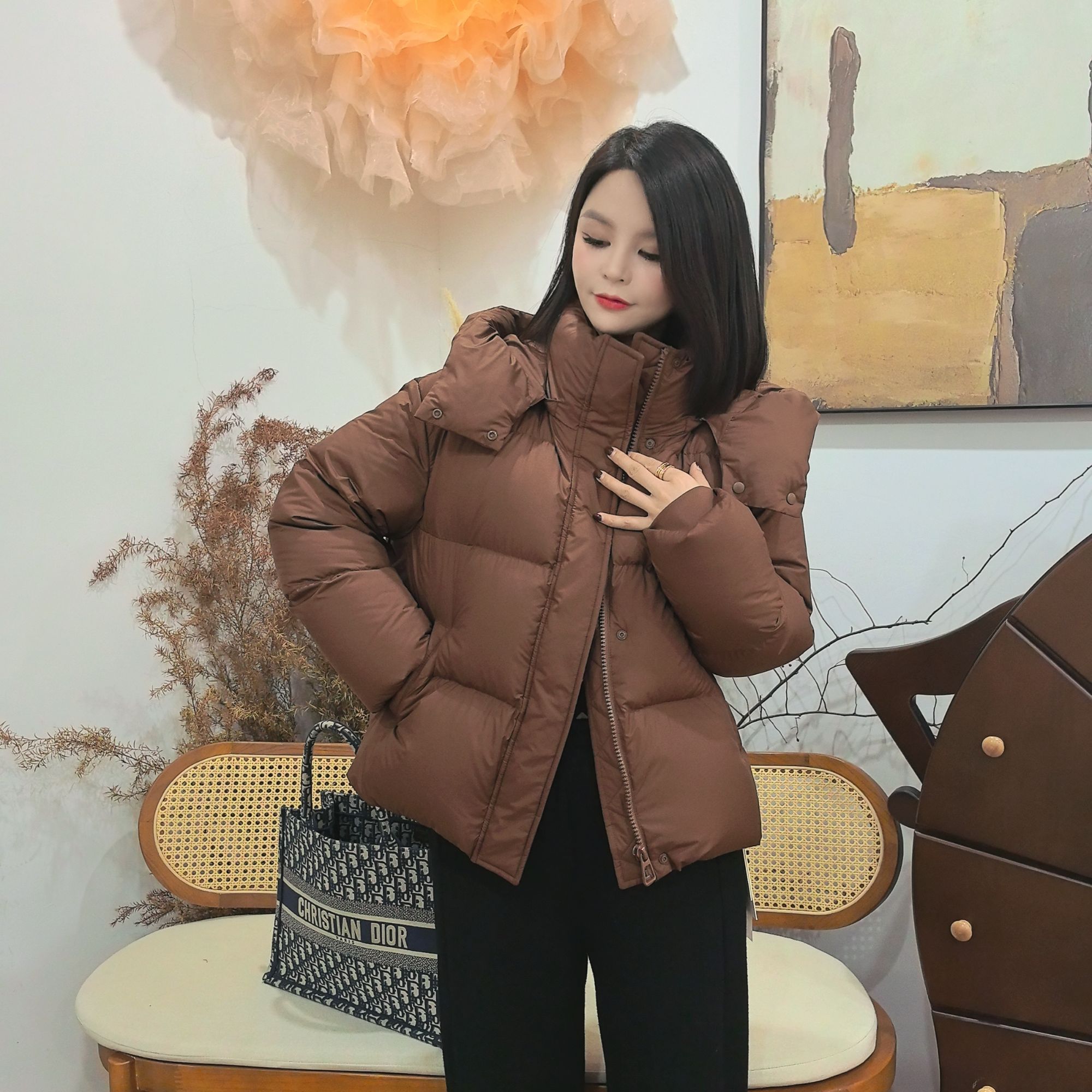 《YI YI》温暖泡芙 90白鸭绒显瘦休闲百搭高级短款羽绒服