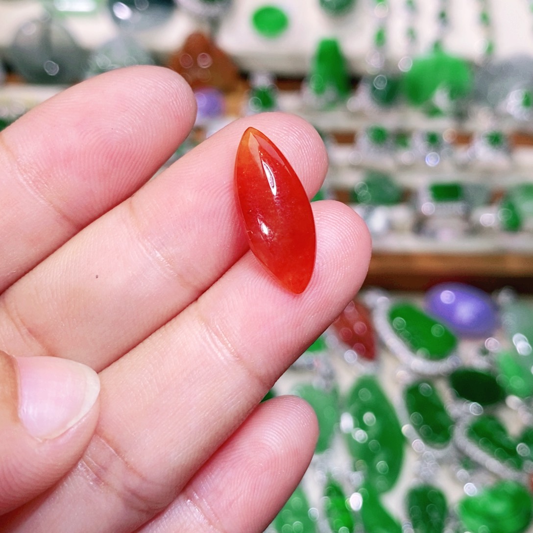 【闪购商品】未镶嵌挂件翡翠裸石