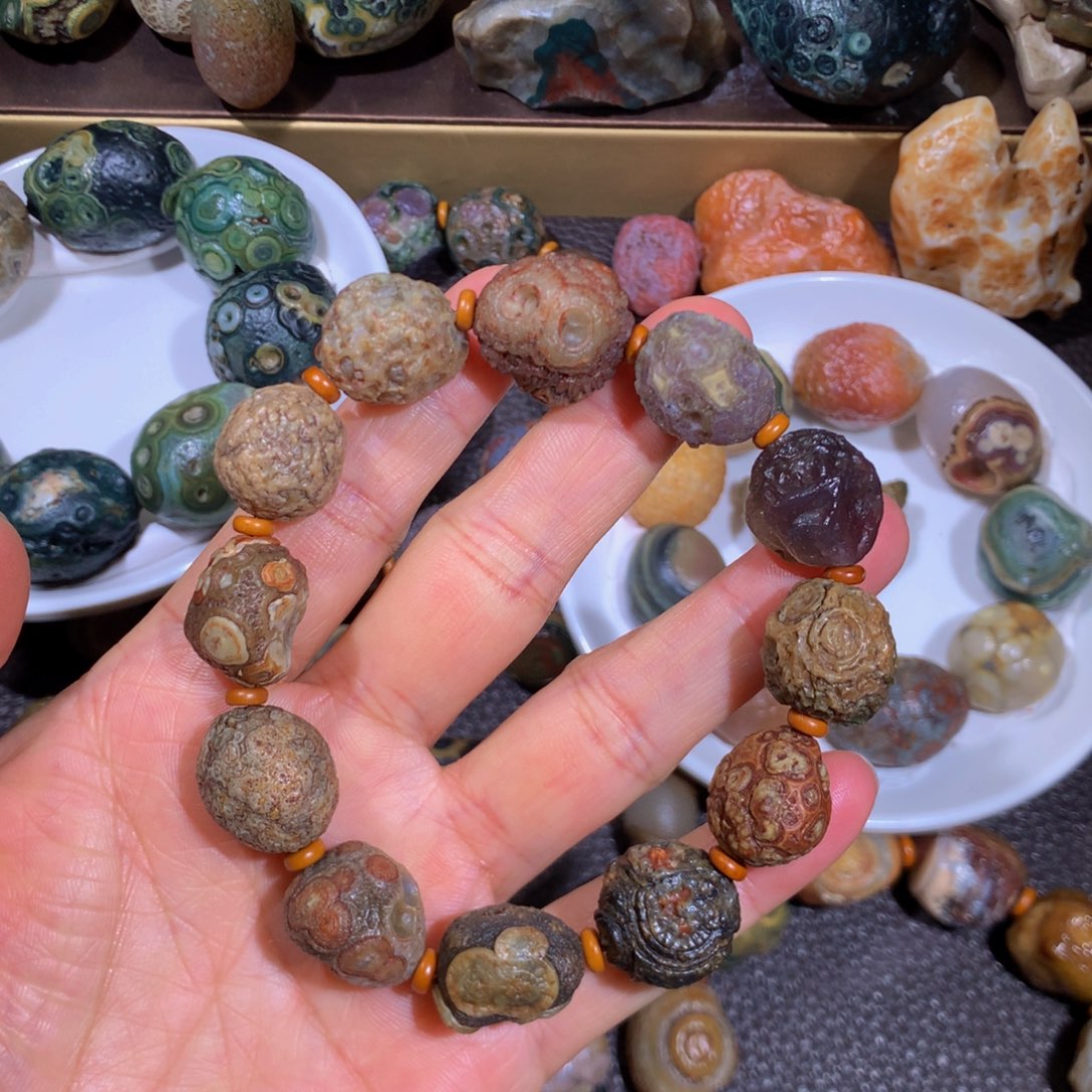 石材阿拉善眼睛石