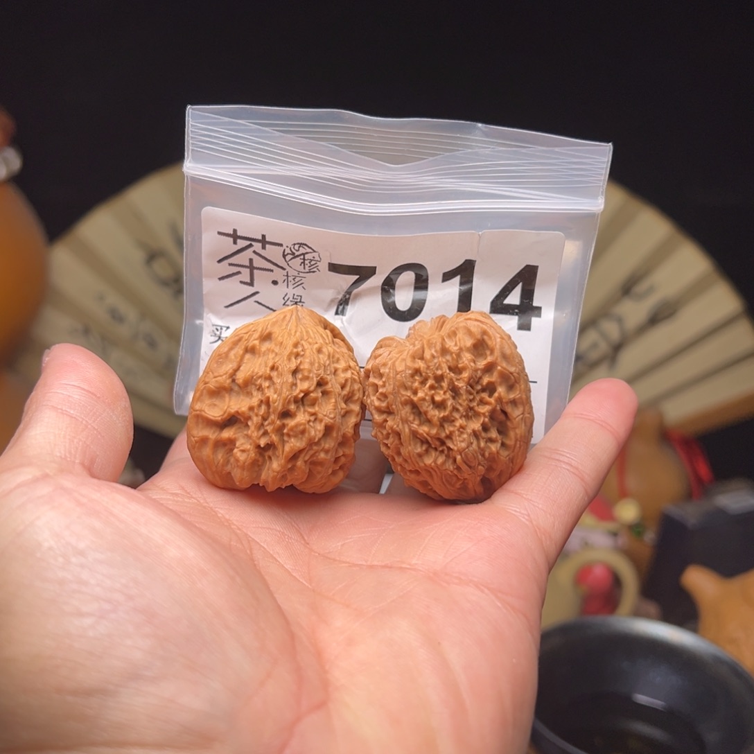 吊坠文玩核桃不过这段日子的故事让很多女