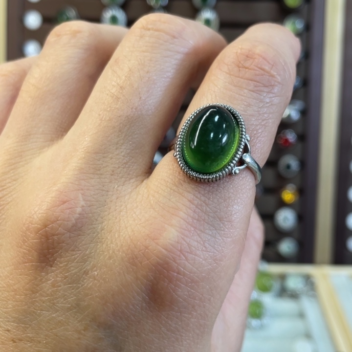 蛇纹石玉戒指银S925镶嵌