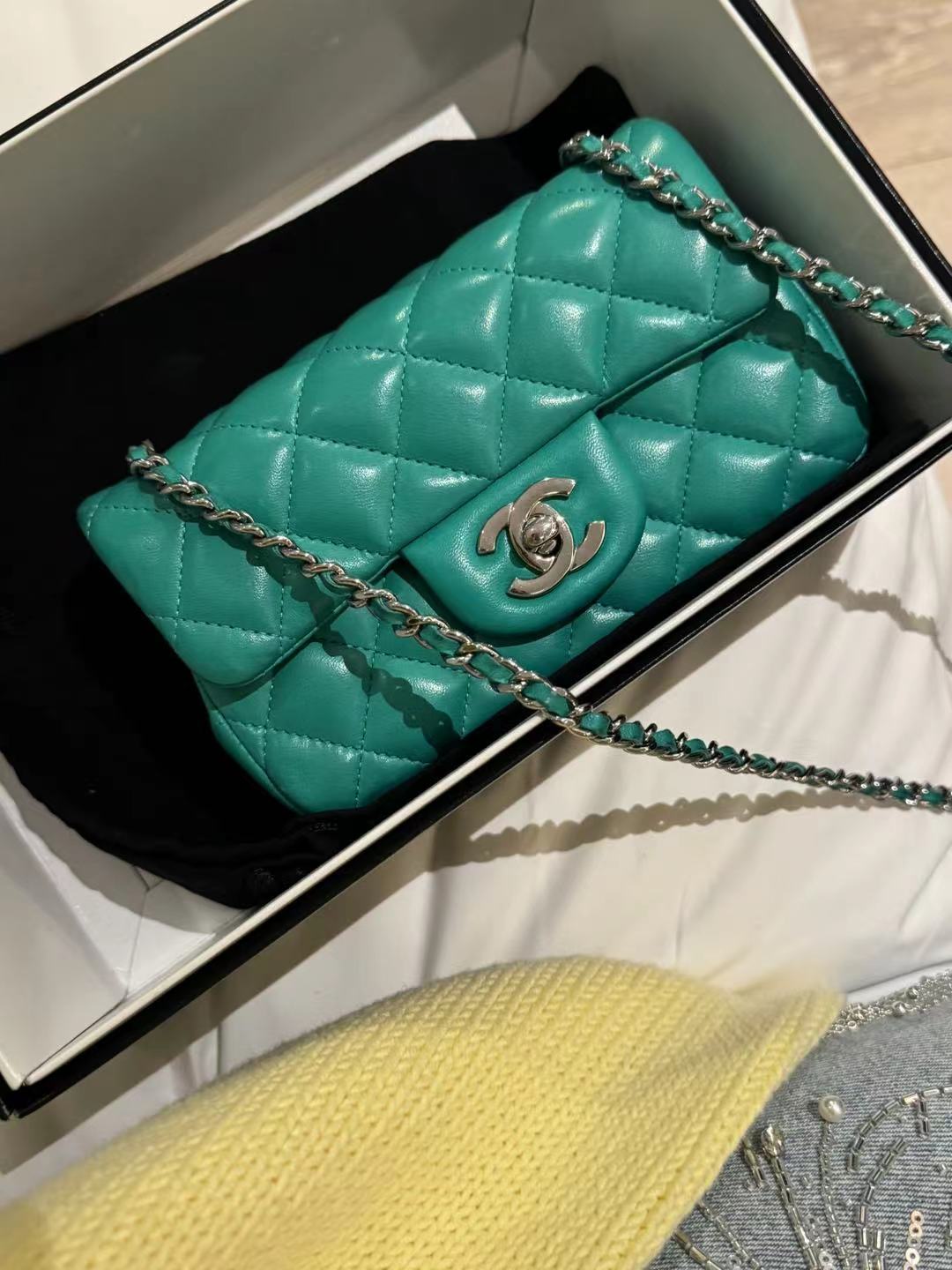 95新 Chanel/香奈儿 展会外场！绿色超mini cf包