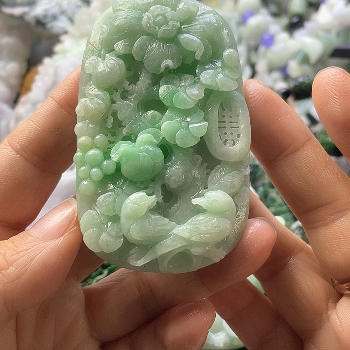 定制翡翠未镶嵌天然翡翠