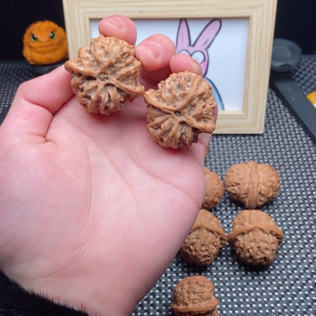 ！核桃手把件39全品苹果园