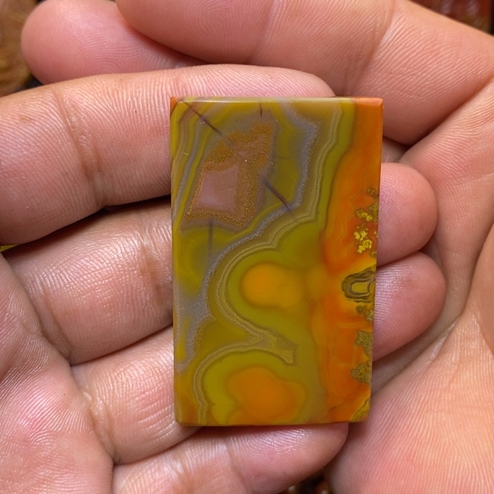 玛瑙/玉髓战国红挂坠未镶嵌