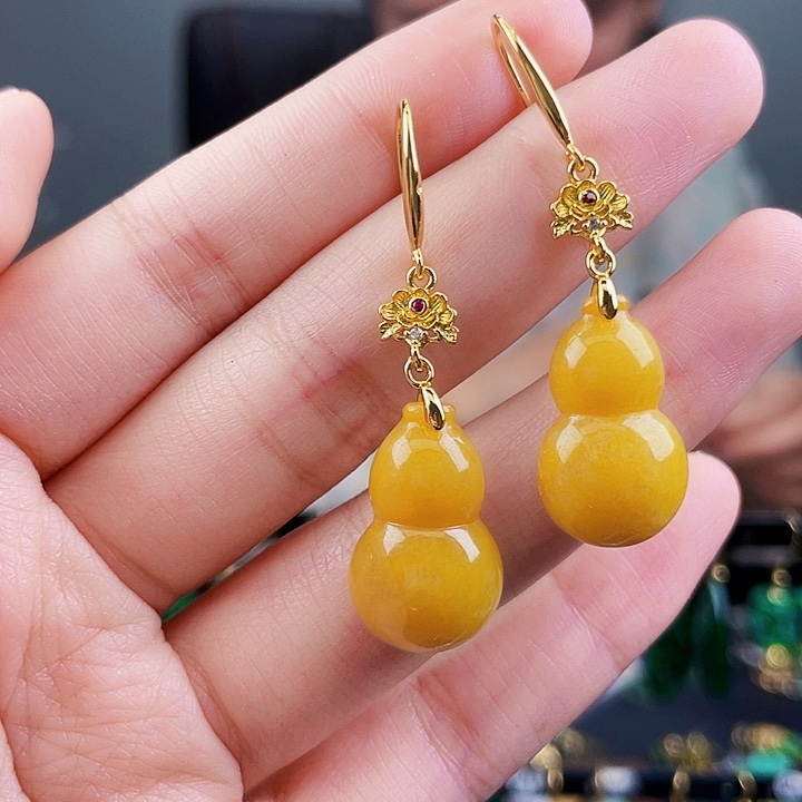 翡翠耳饰未镶嵌饰品